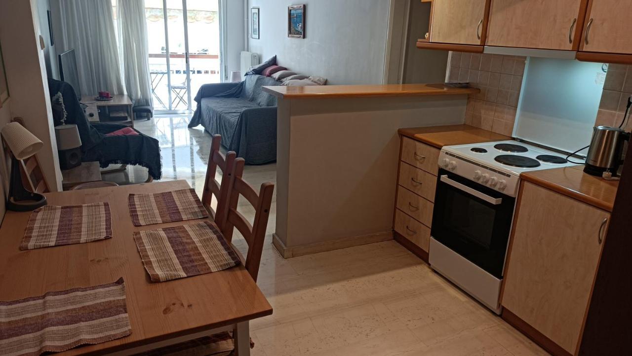 George'S Apartment In "Pedion Areos" Area Ateny Zewnętrze zdjęcie