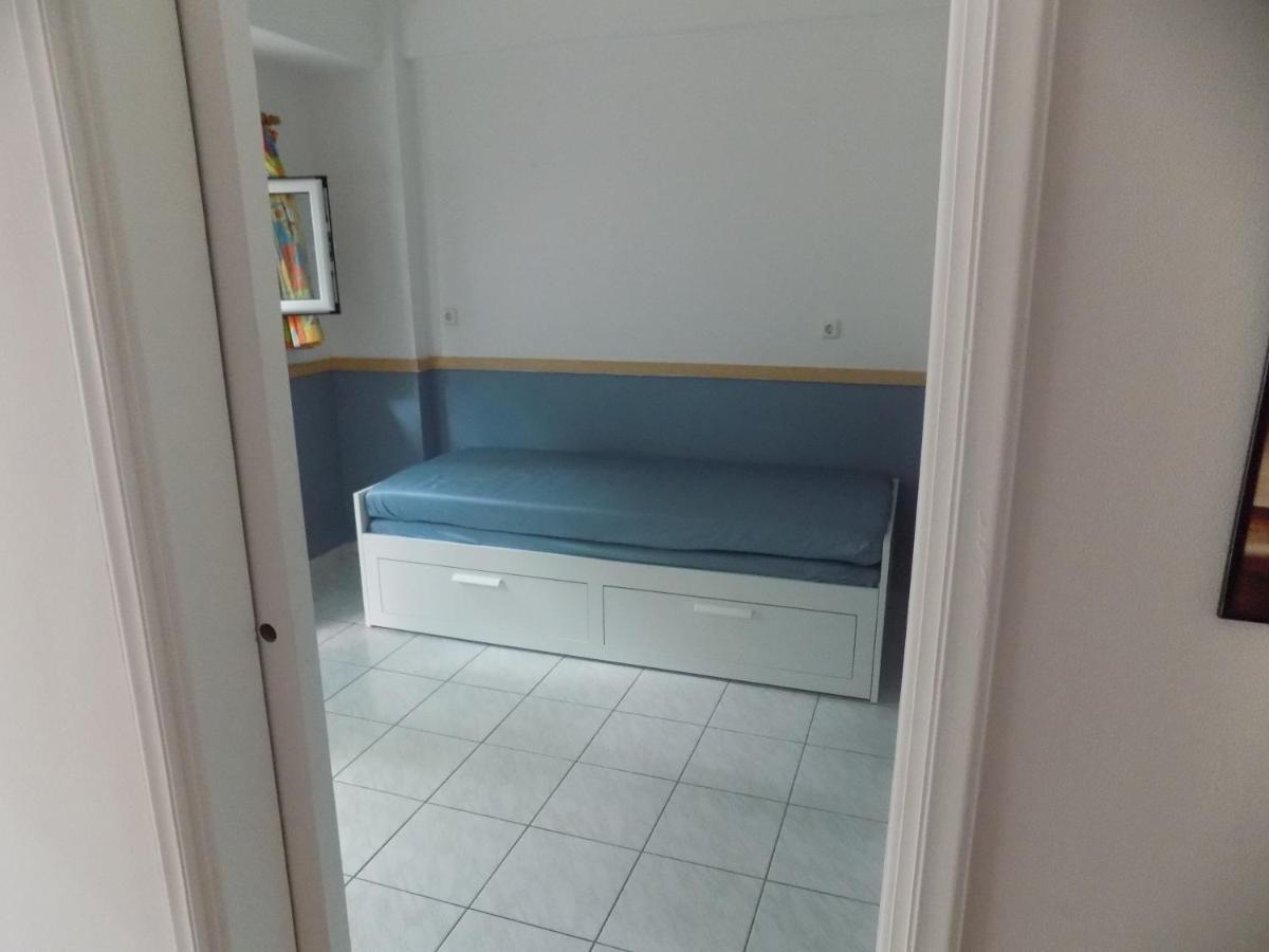 George'S Apartment In "Pedion Areos" Area Ateny Zewnętrze zdjęcie