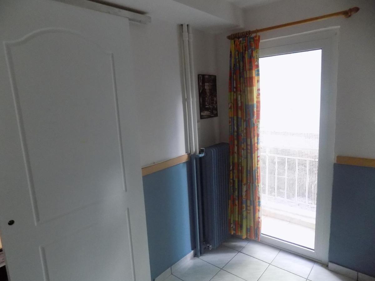 George'S Apartment In "Pedion Areos" Area Ateny Zewnętrze zdjęcie